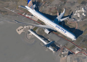 United Airlines Flight UA770 emergency diversion